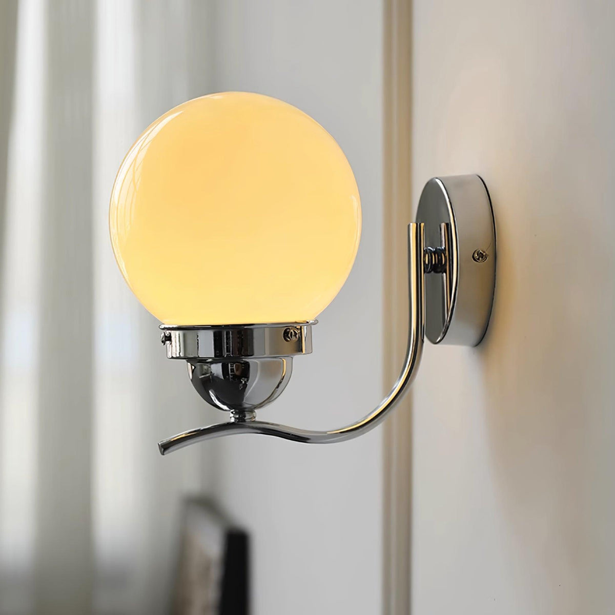 Velisette Wall Lamp