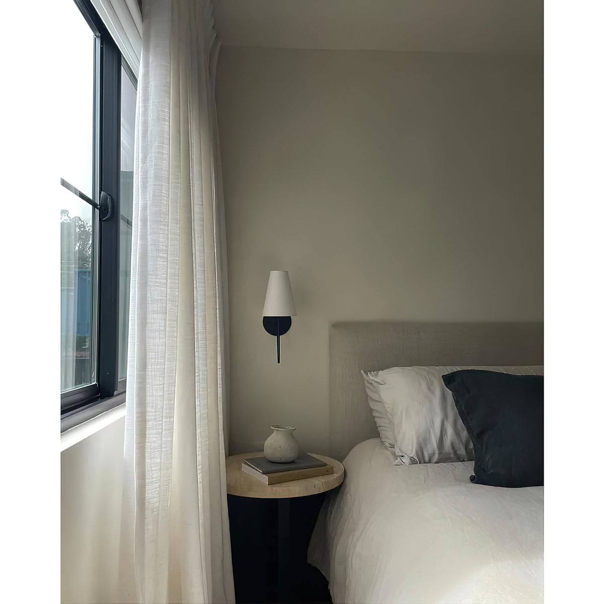 Calisella Wall Lamp