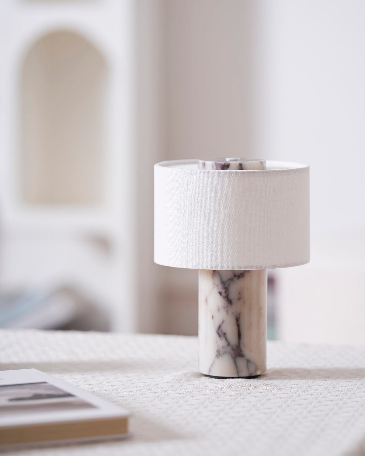 Selalia Table Lamp