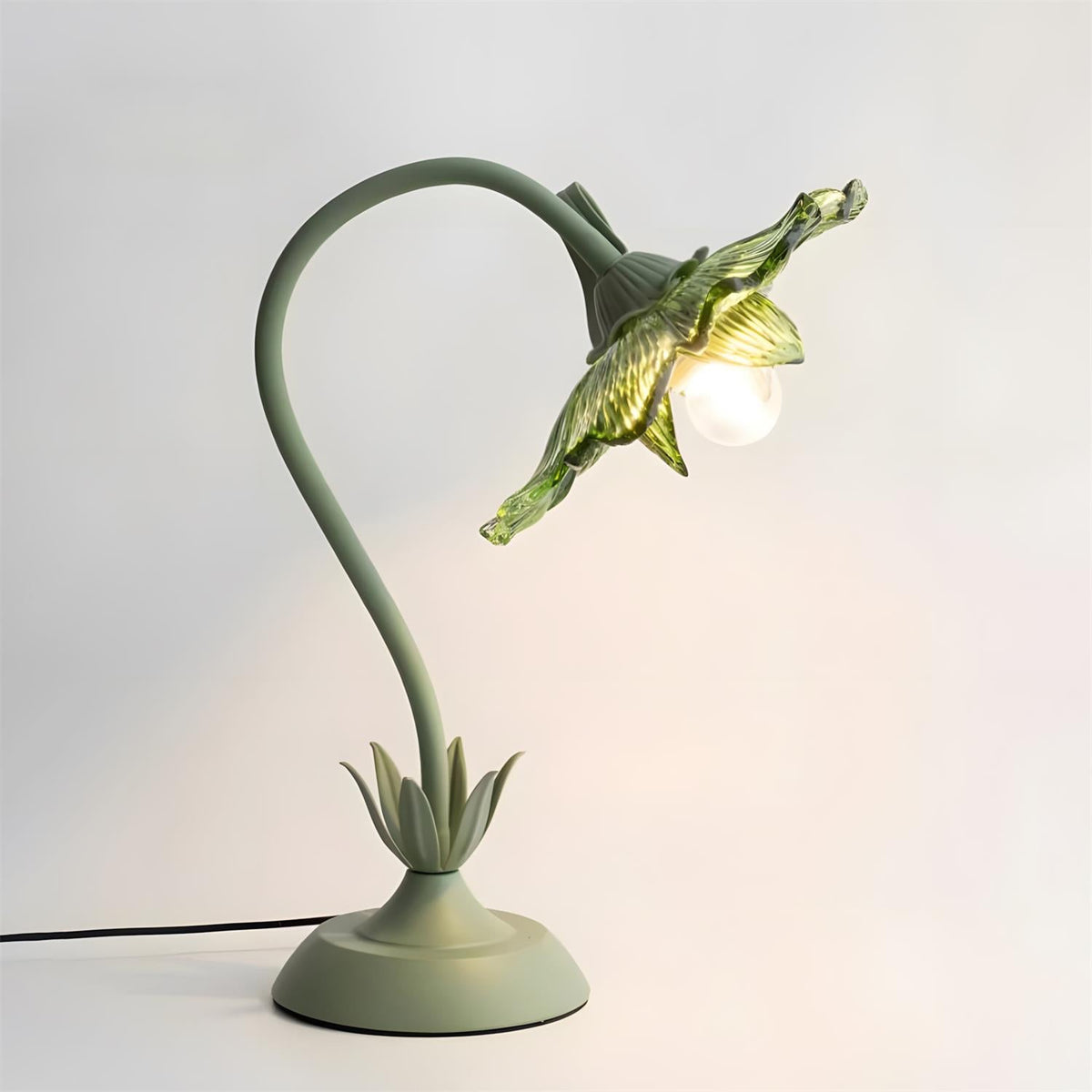 Velinella Table Lamp