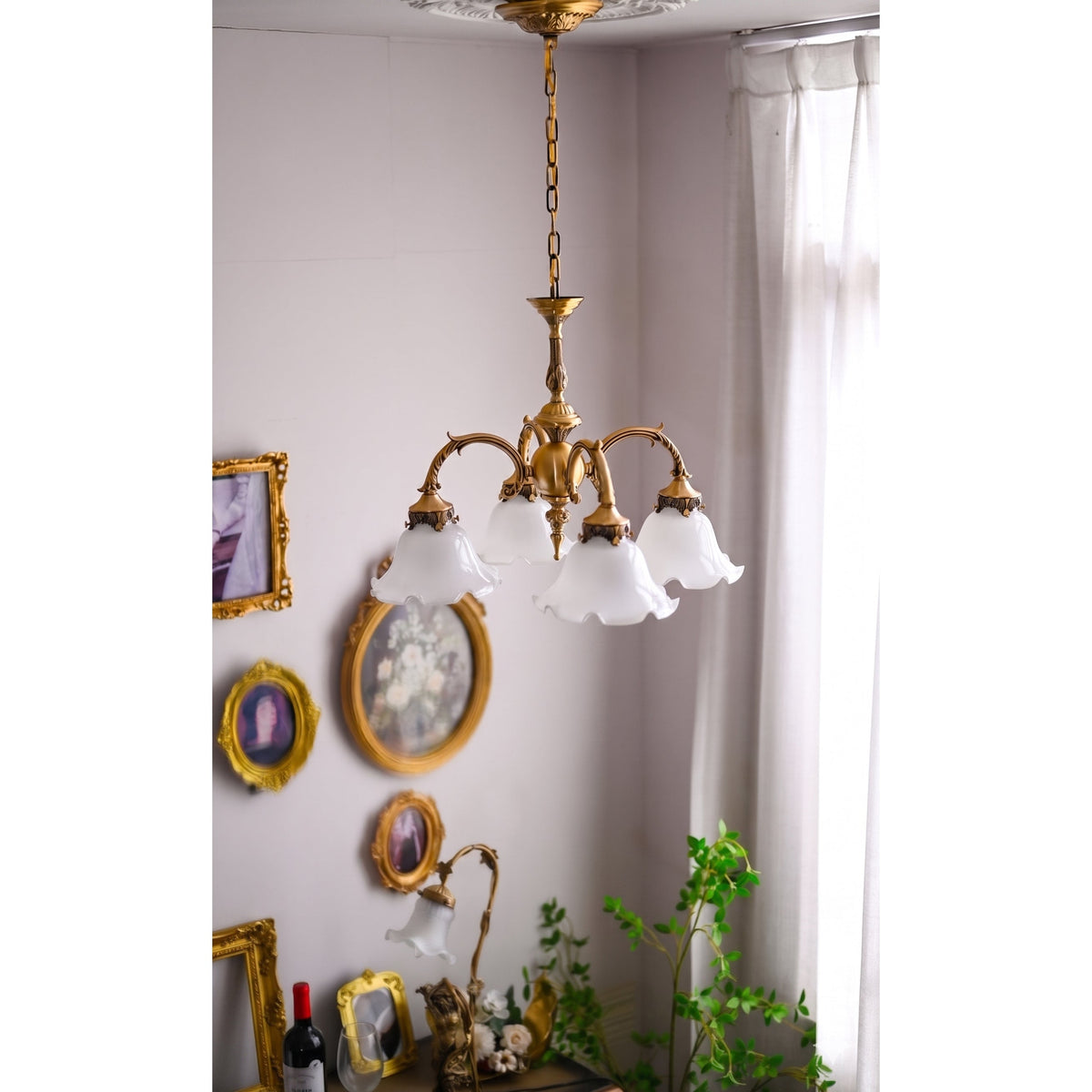 Ciranora Chandelier