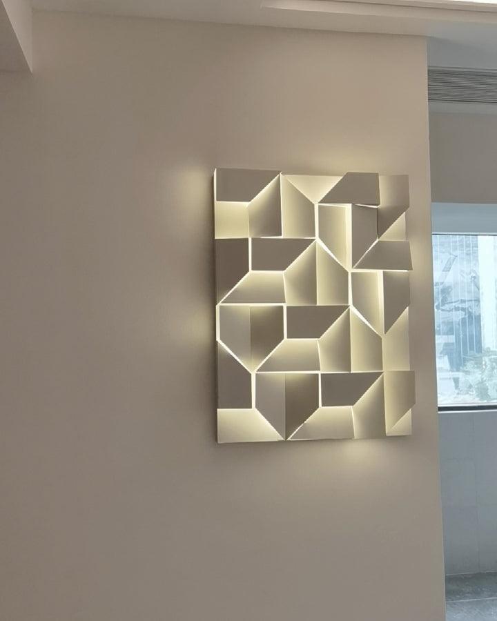 Deloza Shadows Rechargeable Grand Sconce Wall lamp
