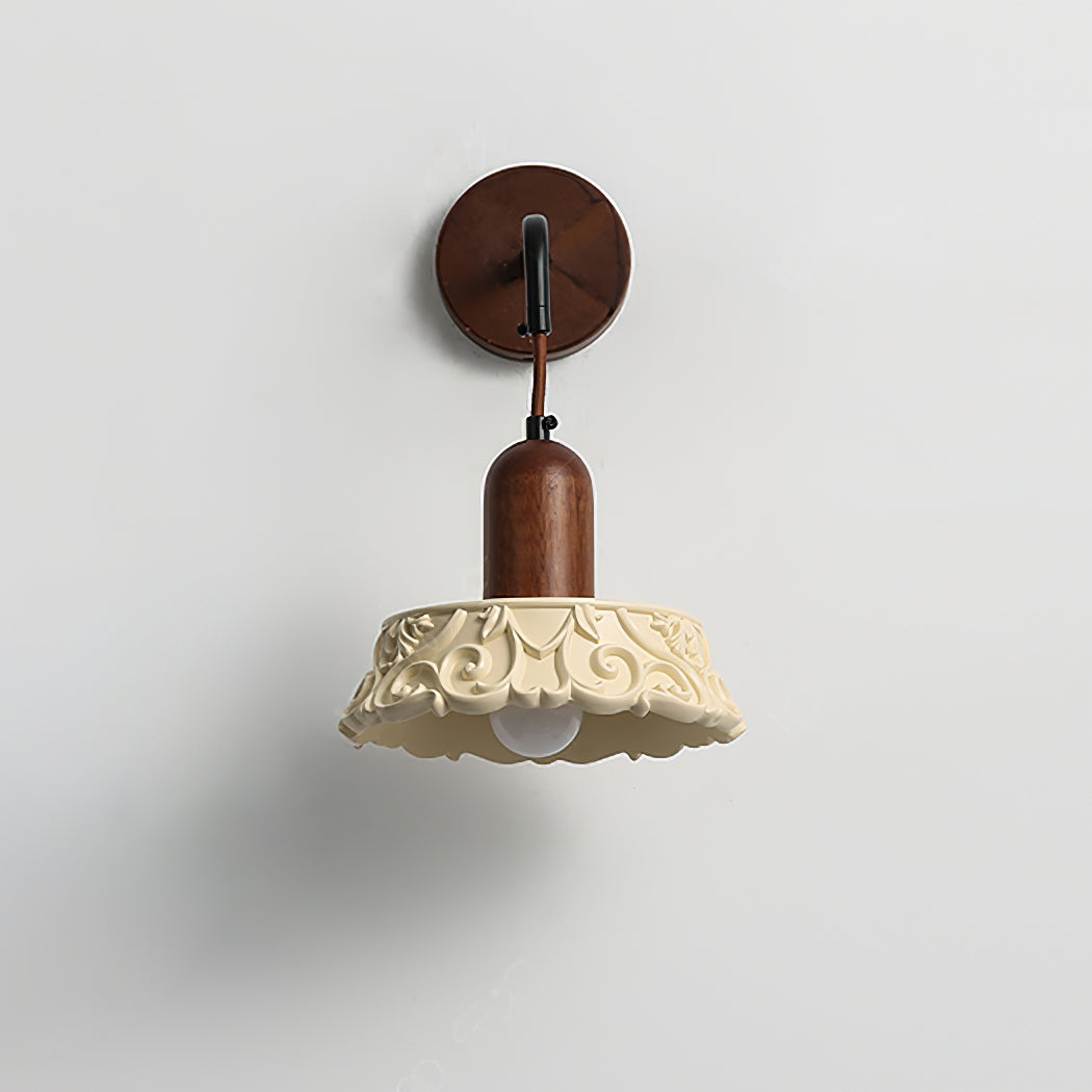Ennia Wall Lamp