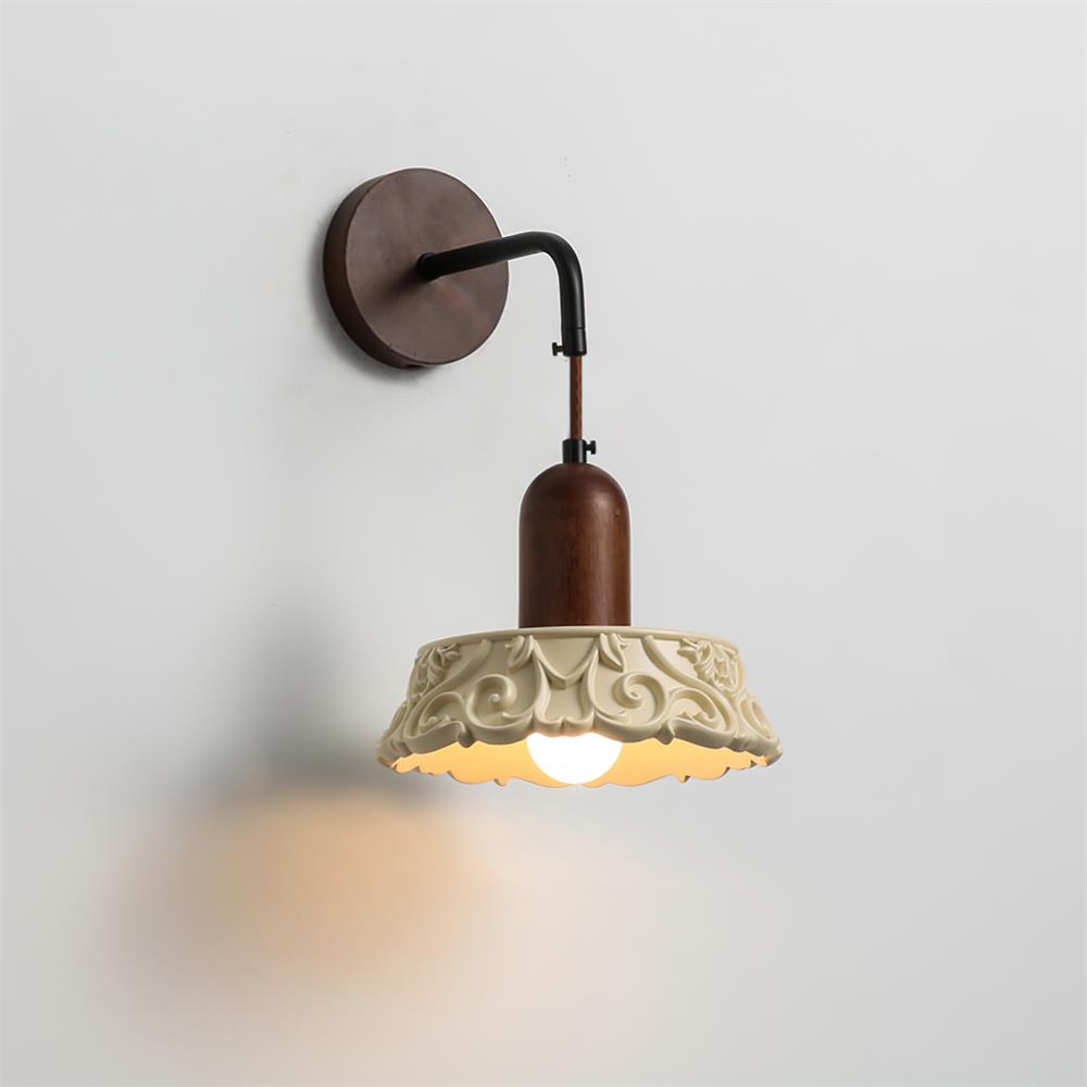 Ennia Wall Lamp