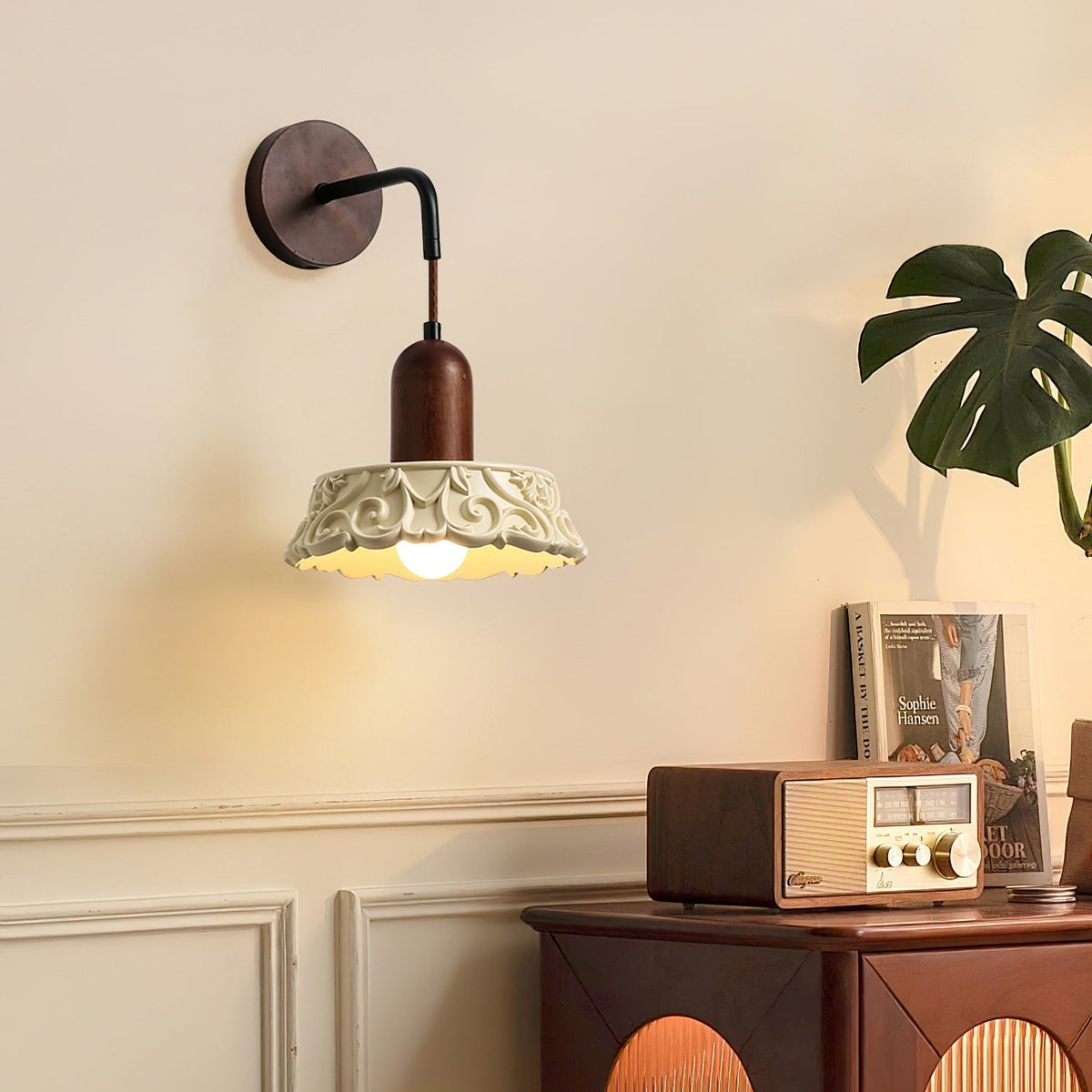 Ennia Wall Lamp