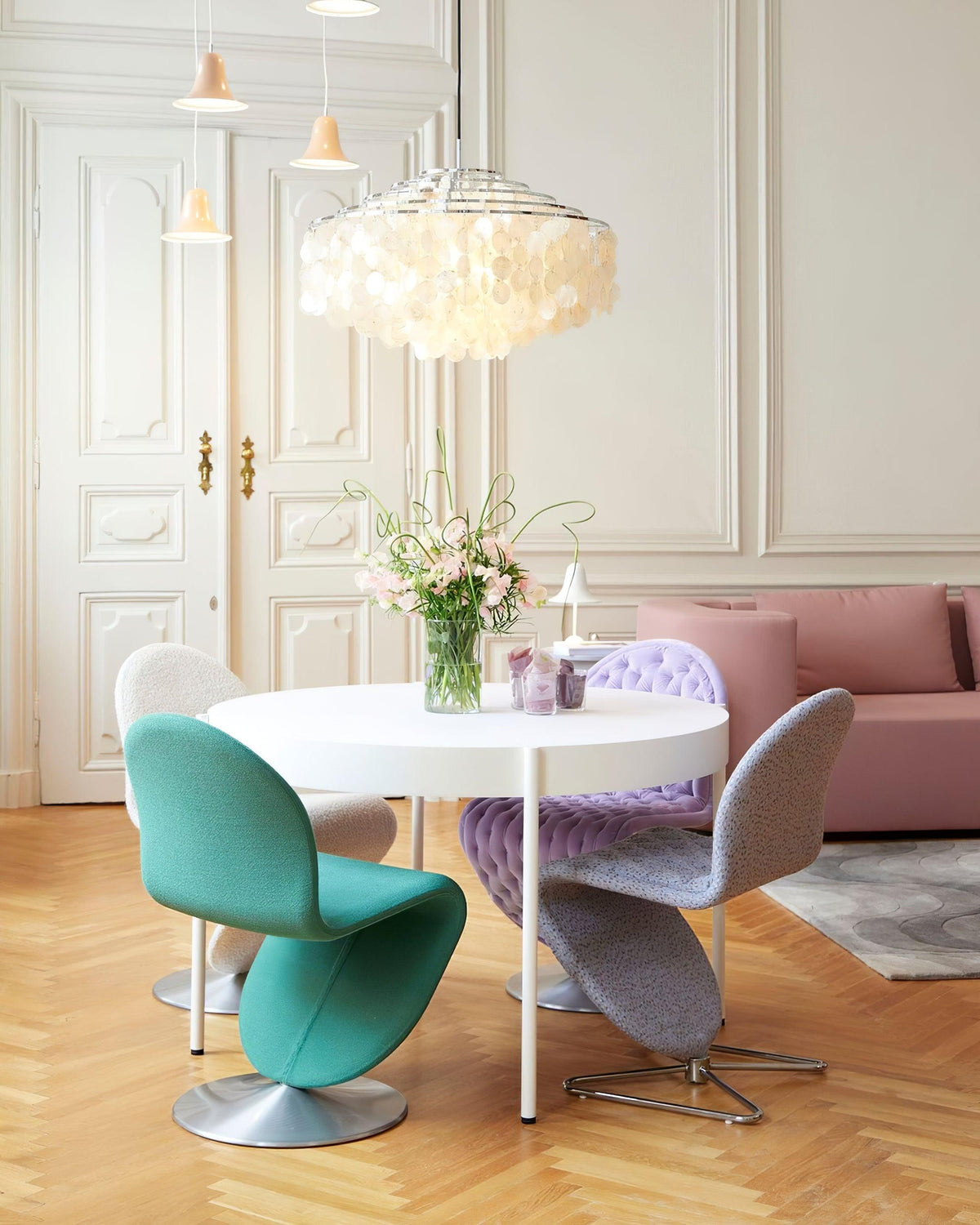 Avenenian Chandelier