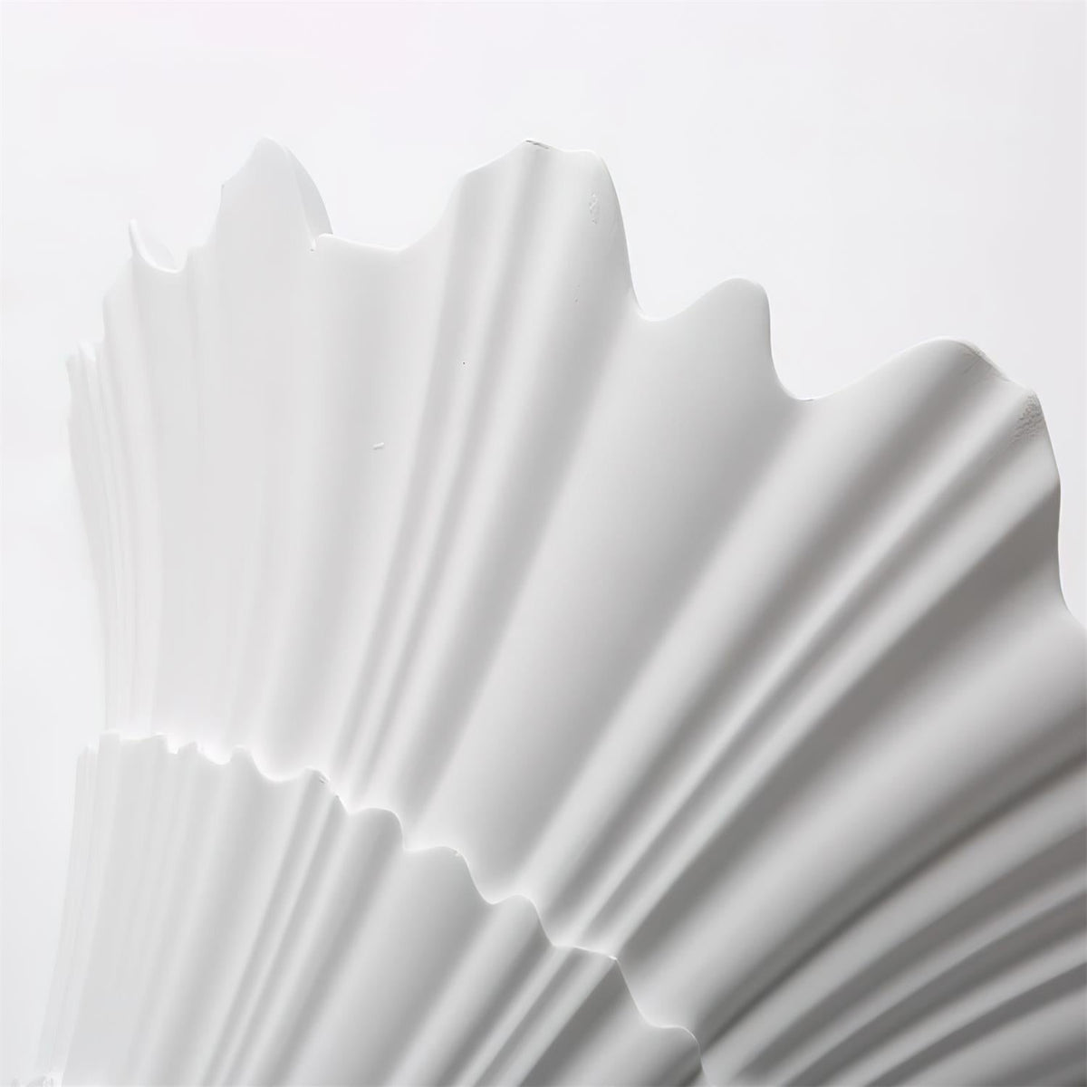 Veloraine Wall Lamp