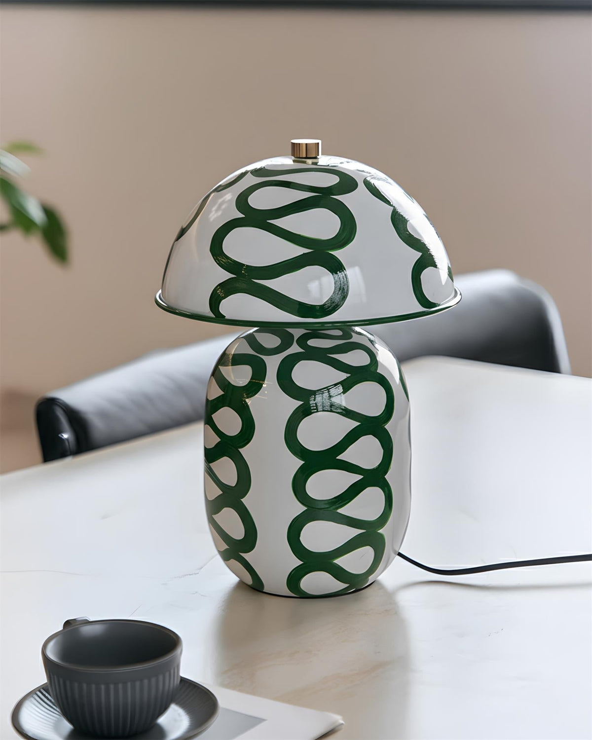 Elaivelia Table Lamp