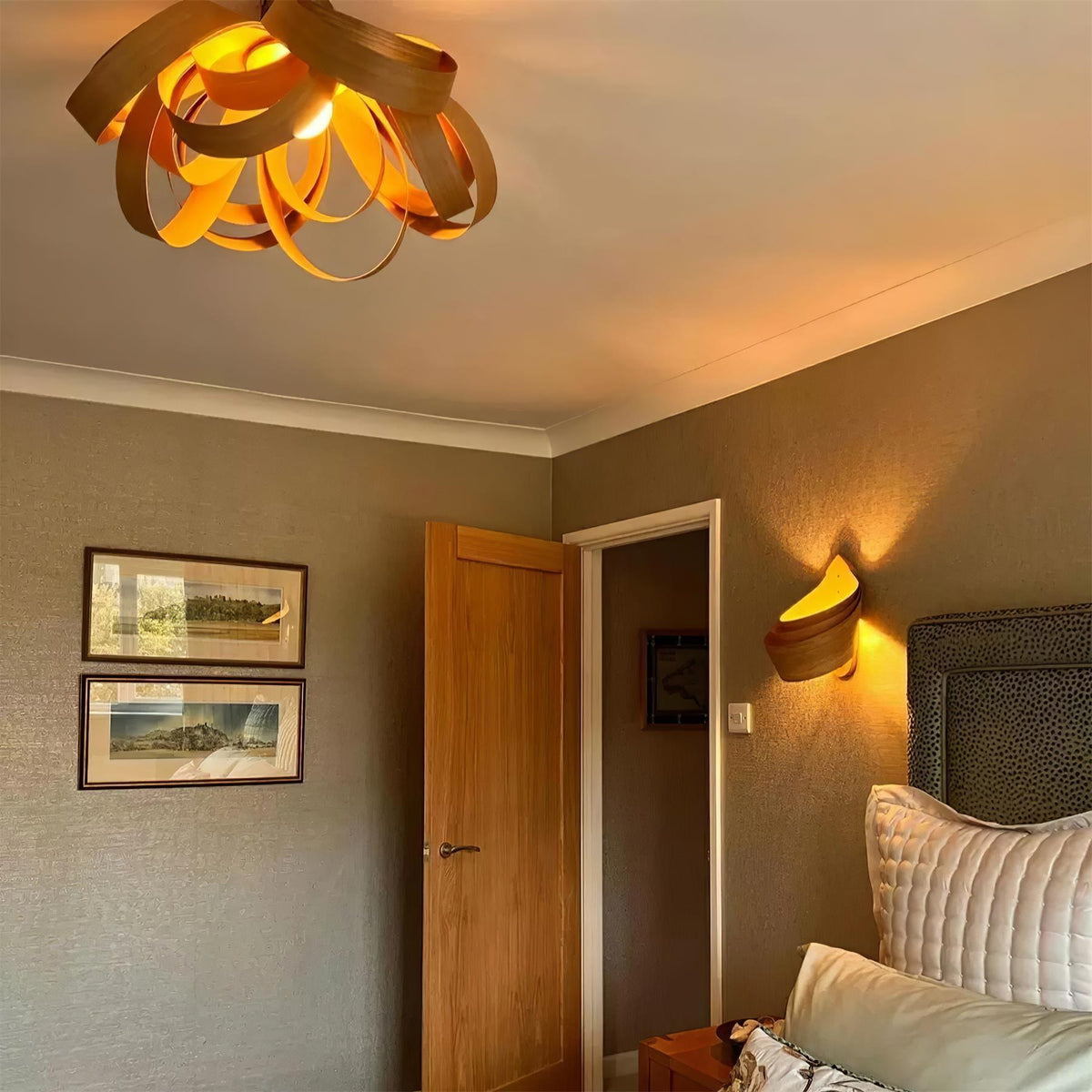 Veylo Ceiling Lamp