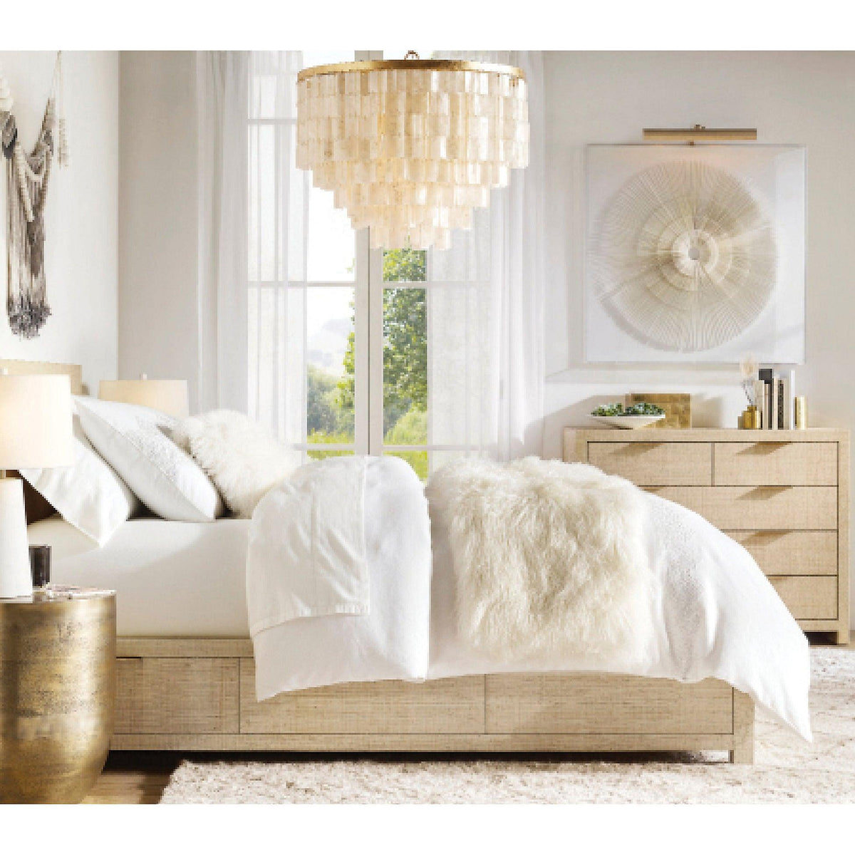 Coraise Luxury Shell Pendant Light
