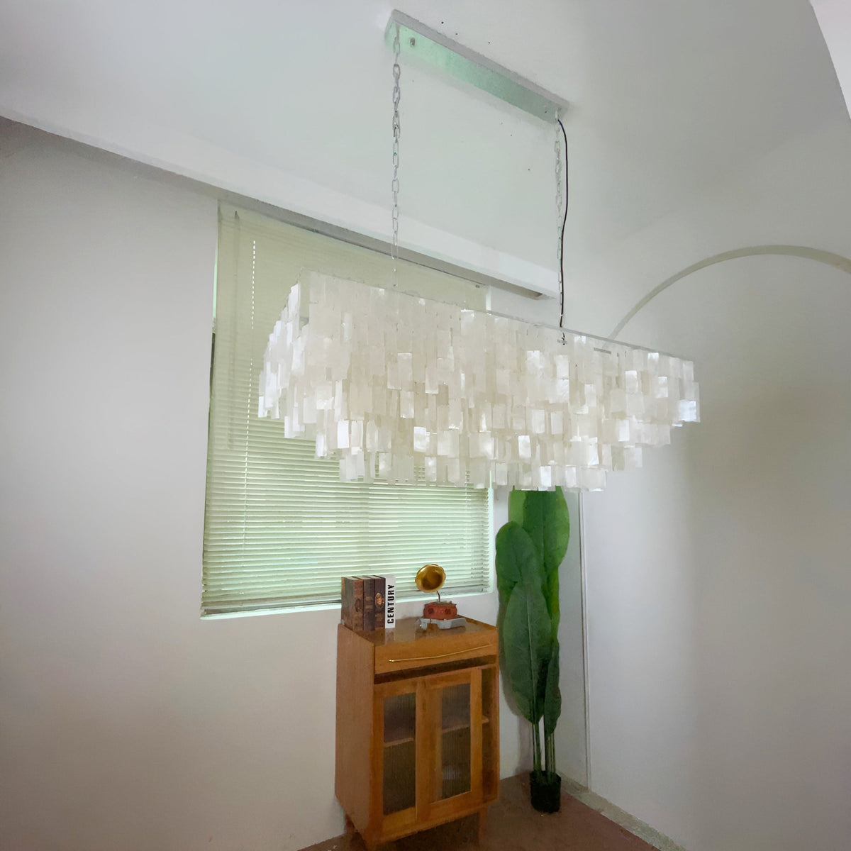 Coraise Luxury Shell Pendant Light