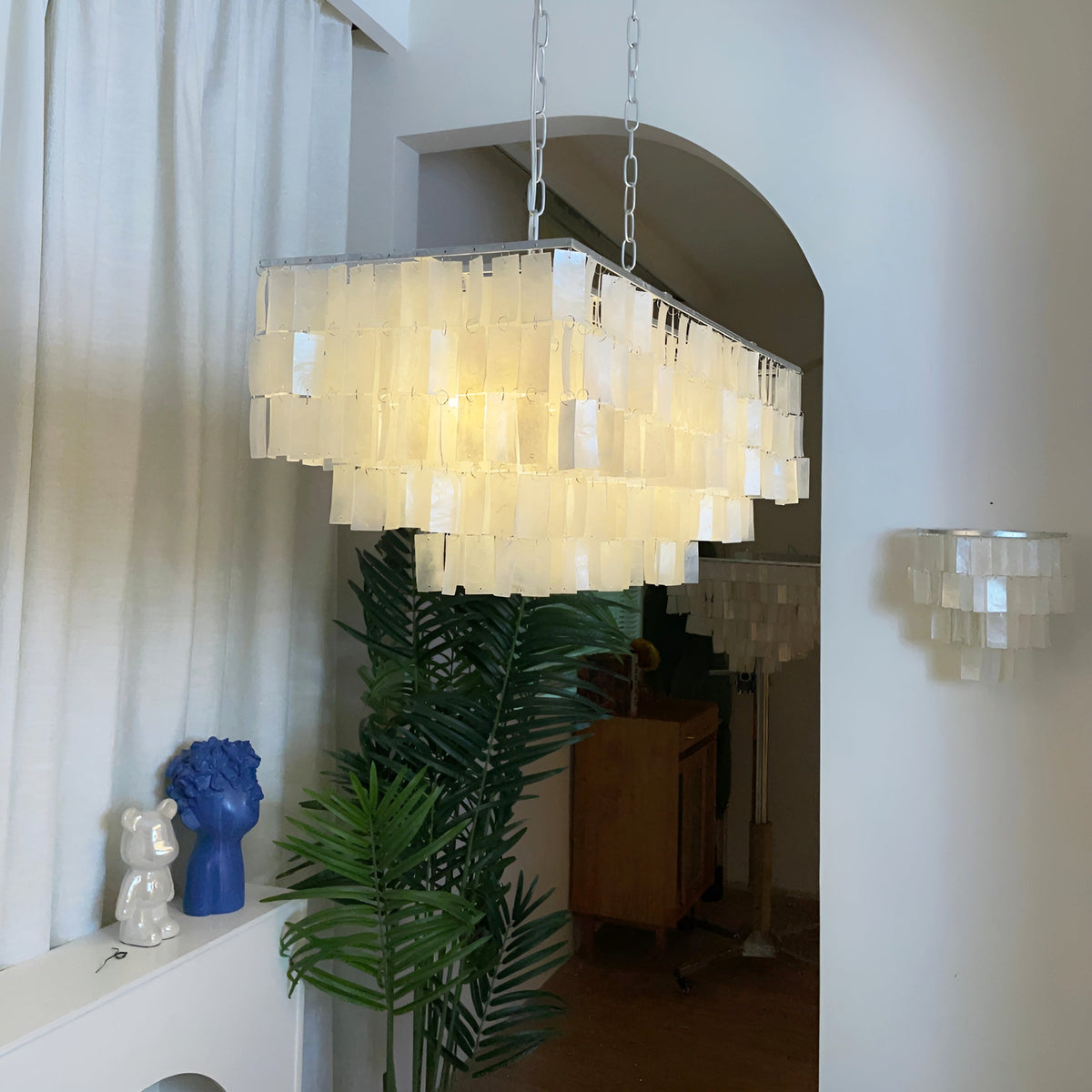 Coraise Luxury Shell Pendant Light