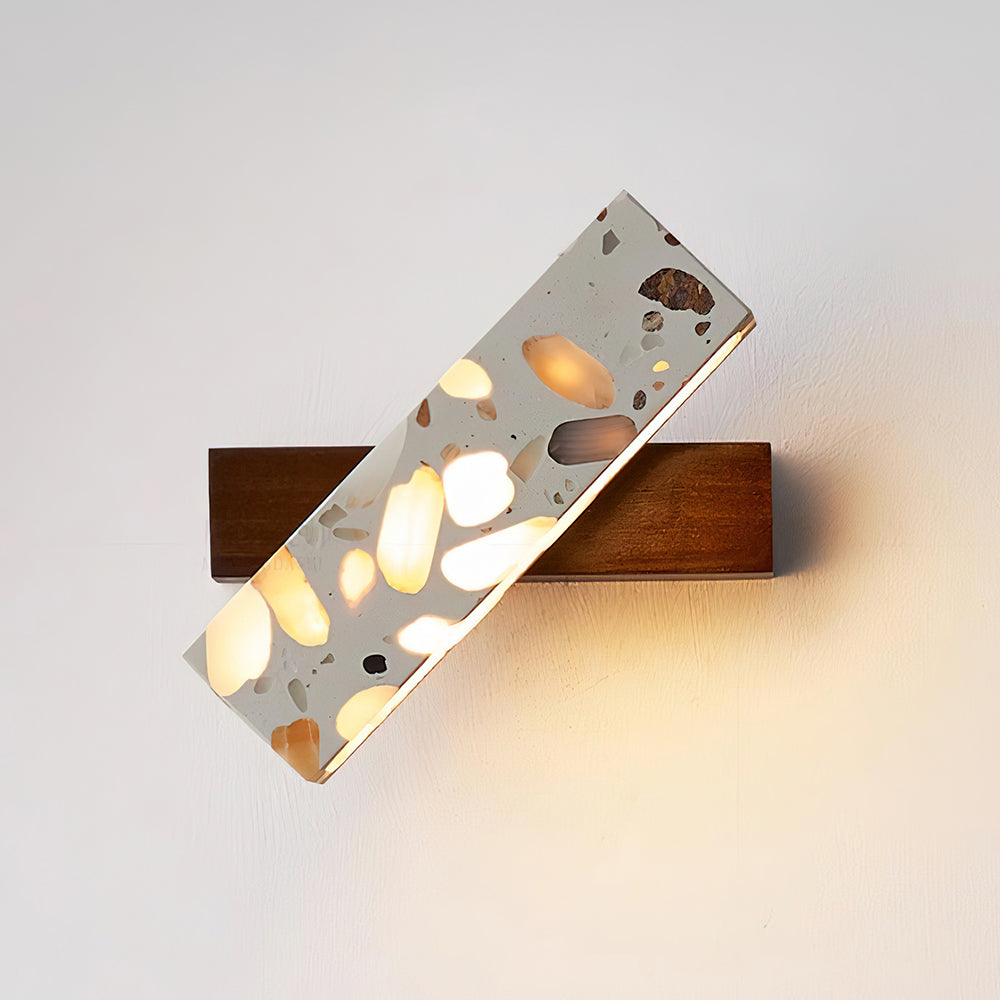 Terienaria Wall Lamp
