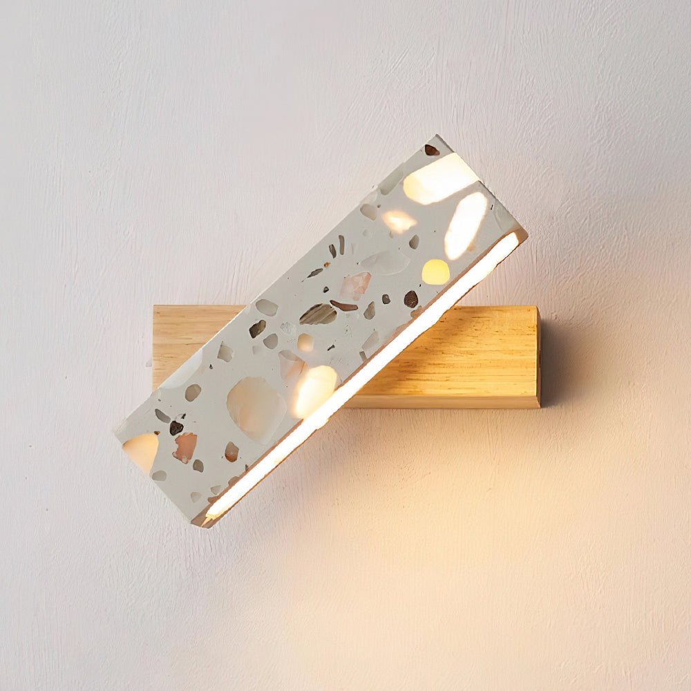 Terienaria Wall Lamp