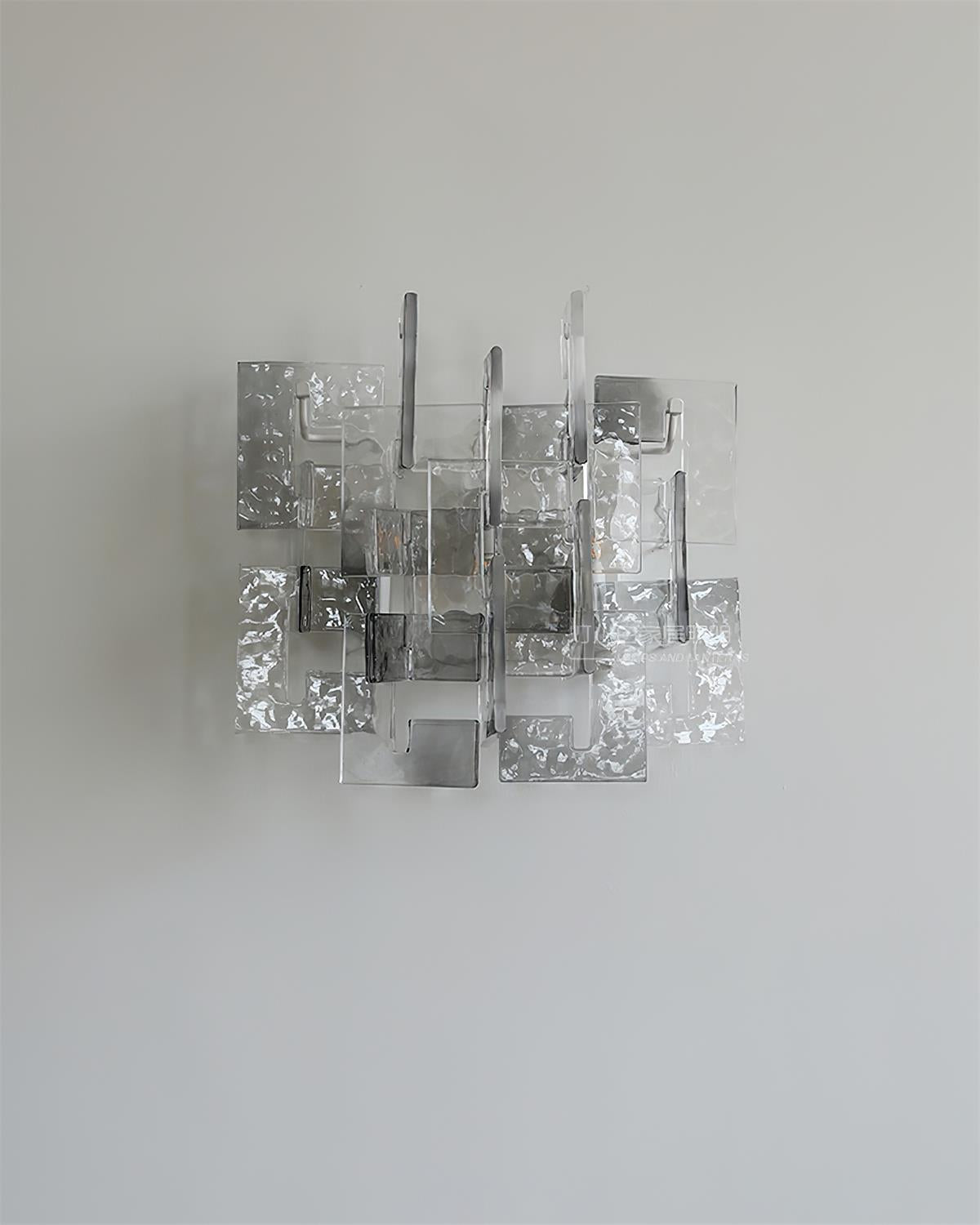 Elaaelia Wall Lamp