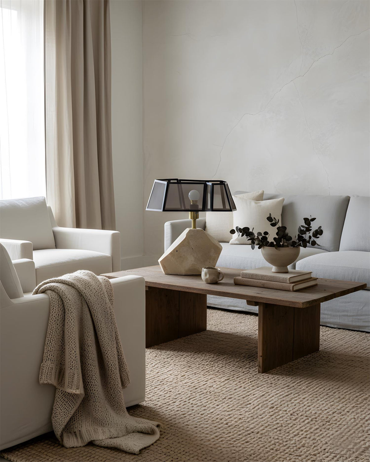Viraaleria Table Lamp