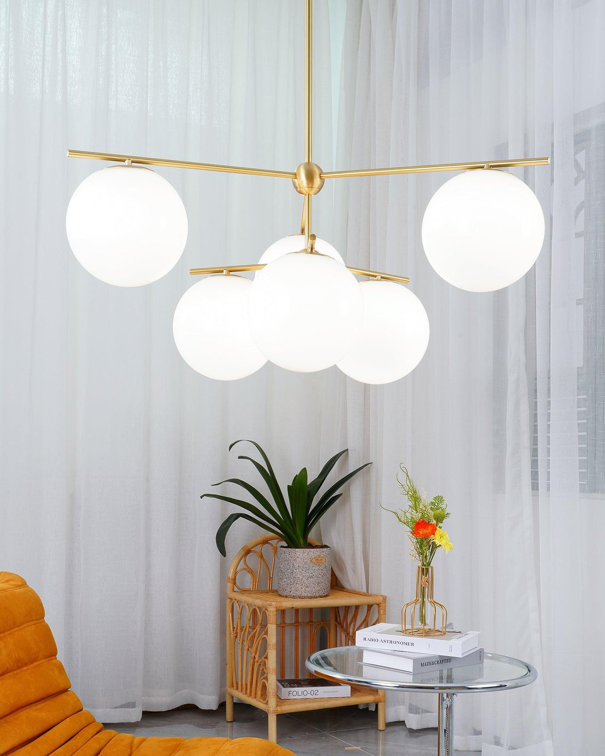 Casoella Chandelier Sphere & Stem Modern Gold LED