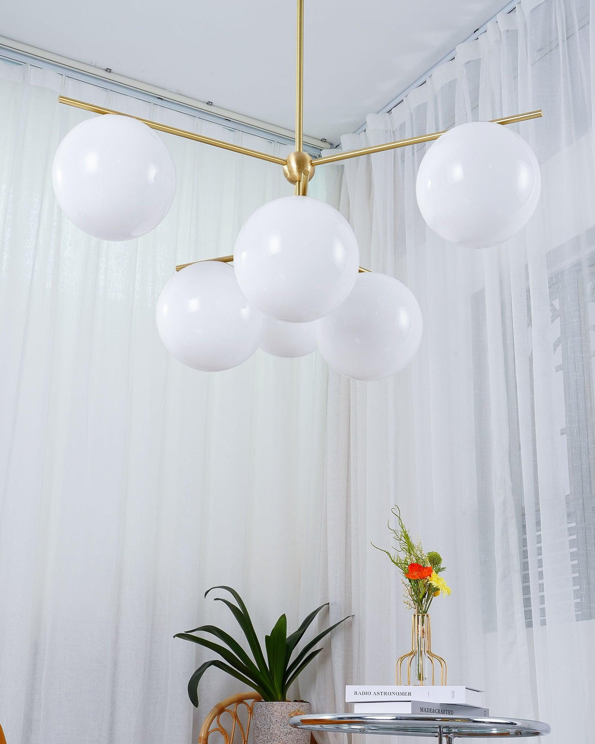 Casoella Chandelier Sphere & Stem Modern Gold LED