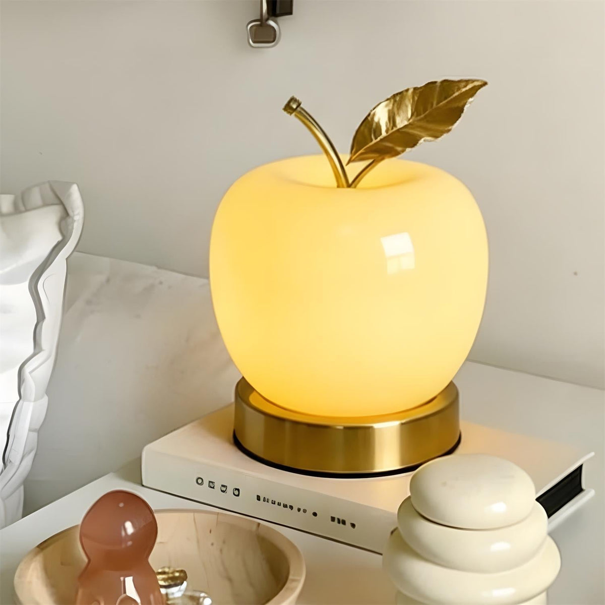 Terioreria Table Lamp
