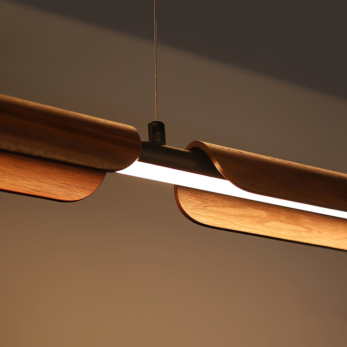 Syliraine Wood Chandelier