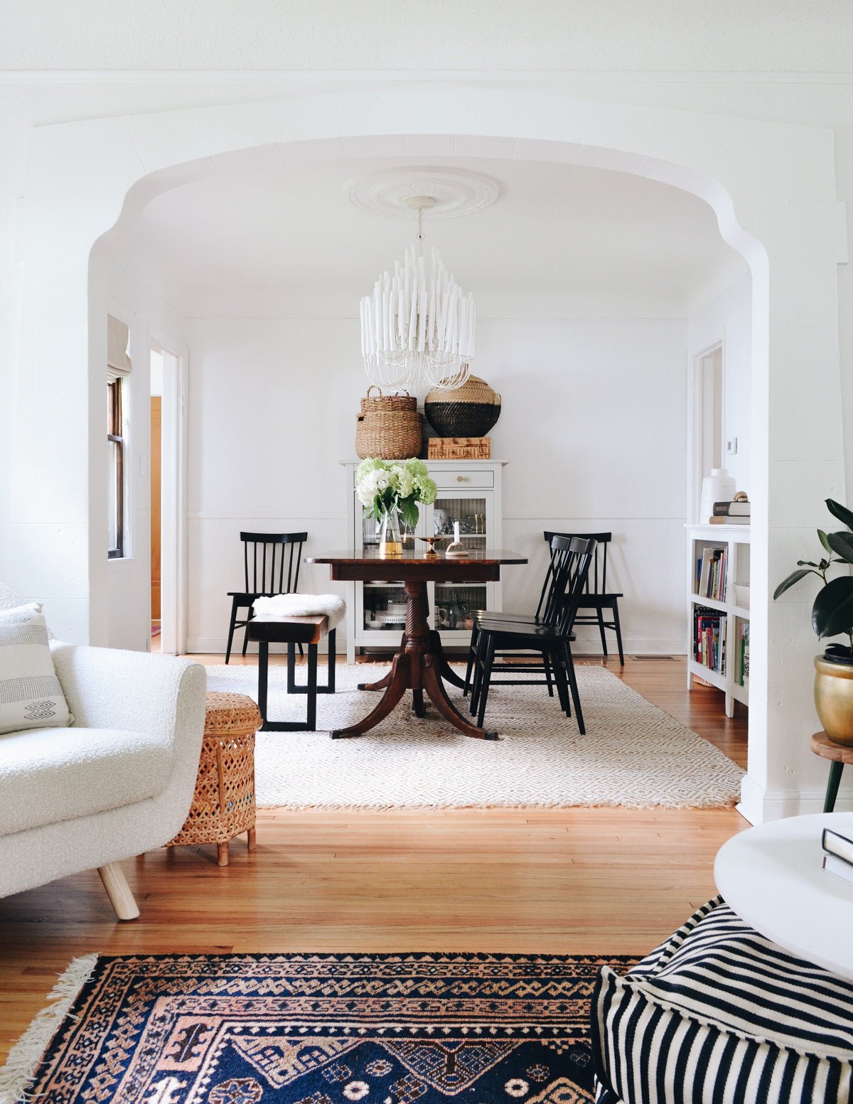 Xantir Postmodern Luxury Wood Chandelier