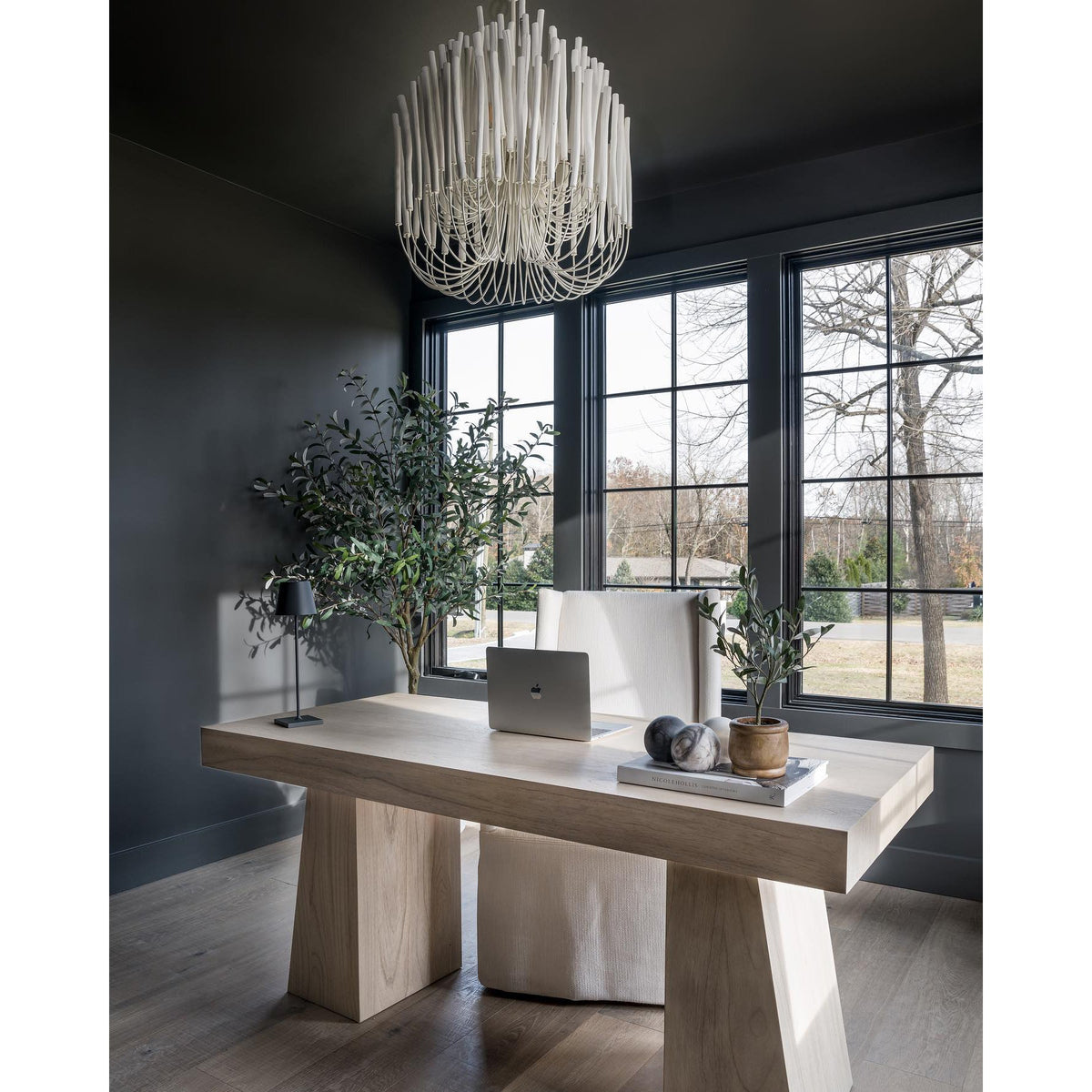 Xantir Postmodern Luxury Wood Chandelier