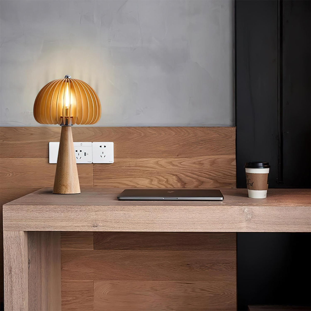 Leif Table Lamp