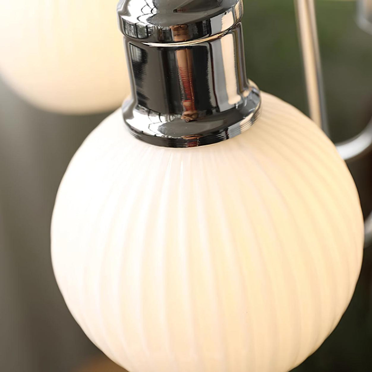 Aveniveon Chandelier