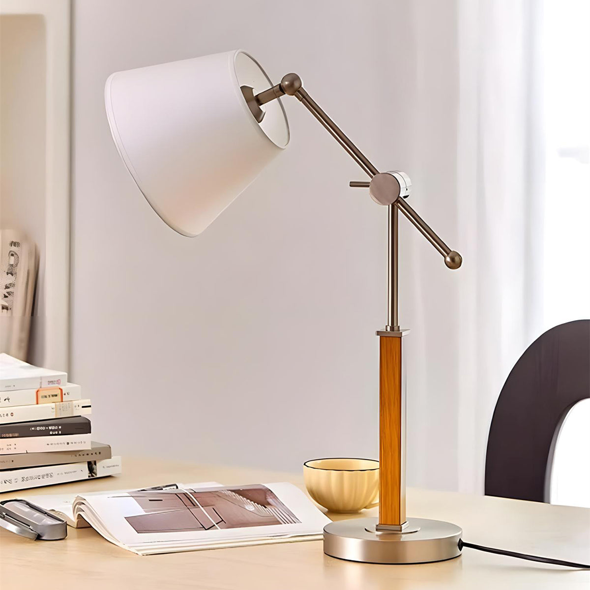 Mirelelia Table Lamp