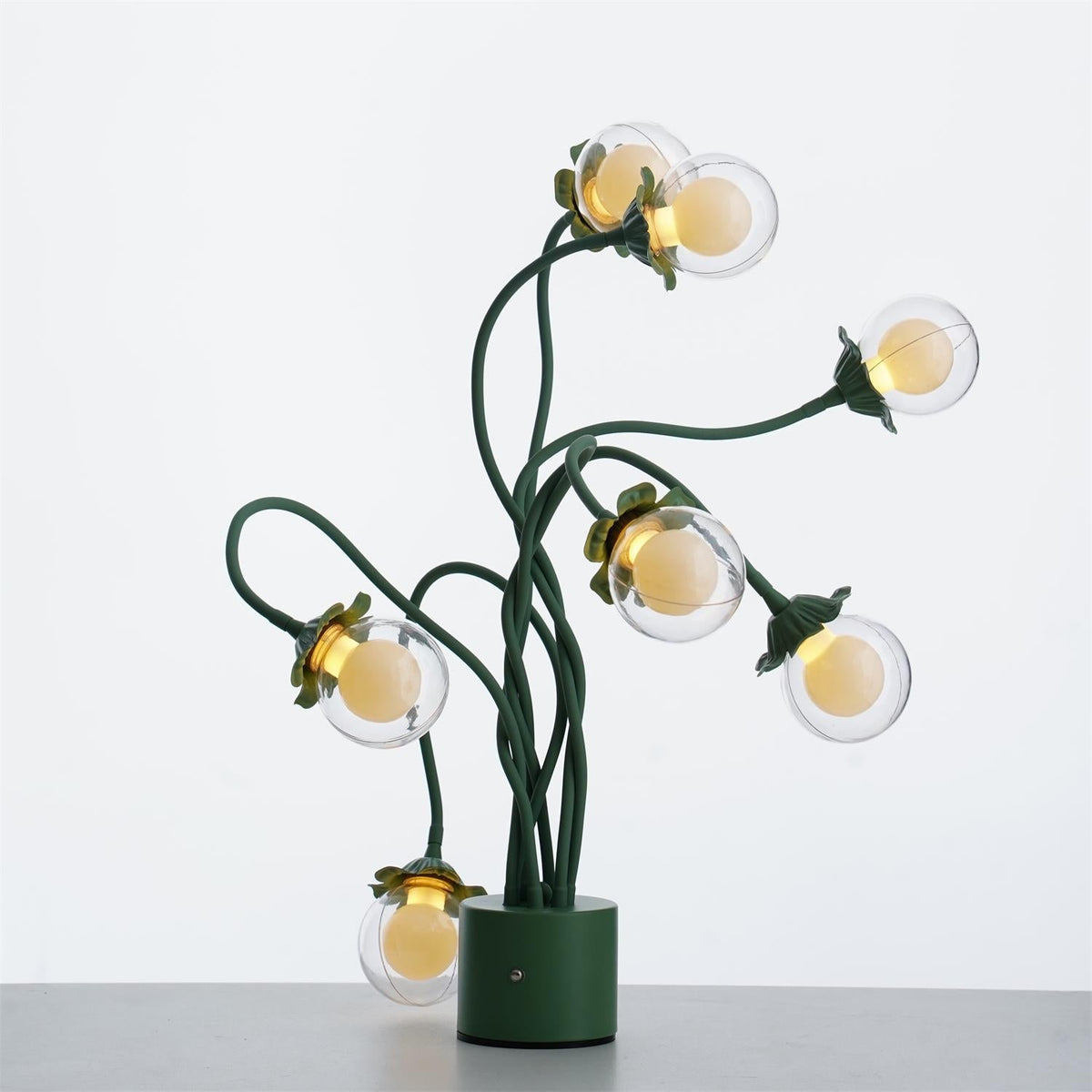 Viraoora Table Lamp
