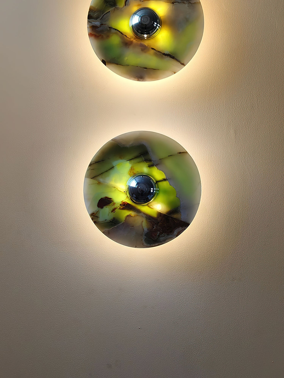 Nereenne Marble Wall Lamp