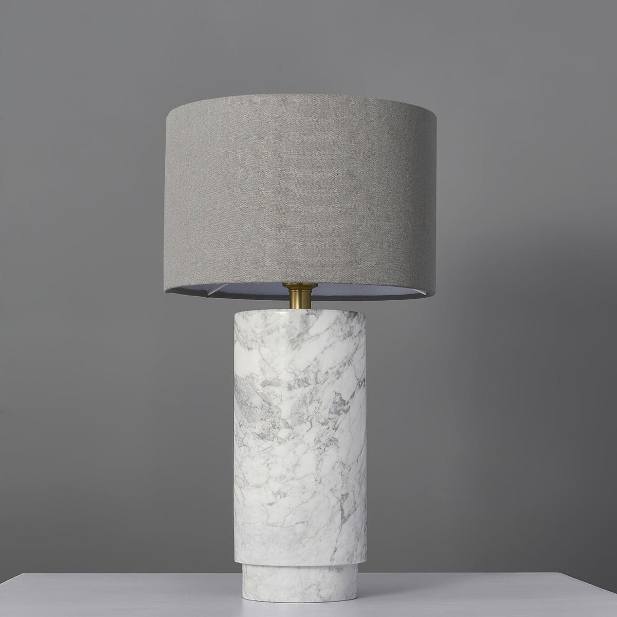 Viraivette Table Lamp