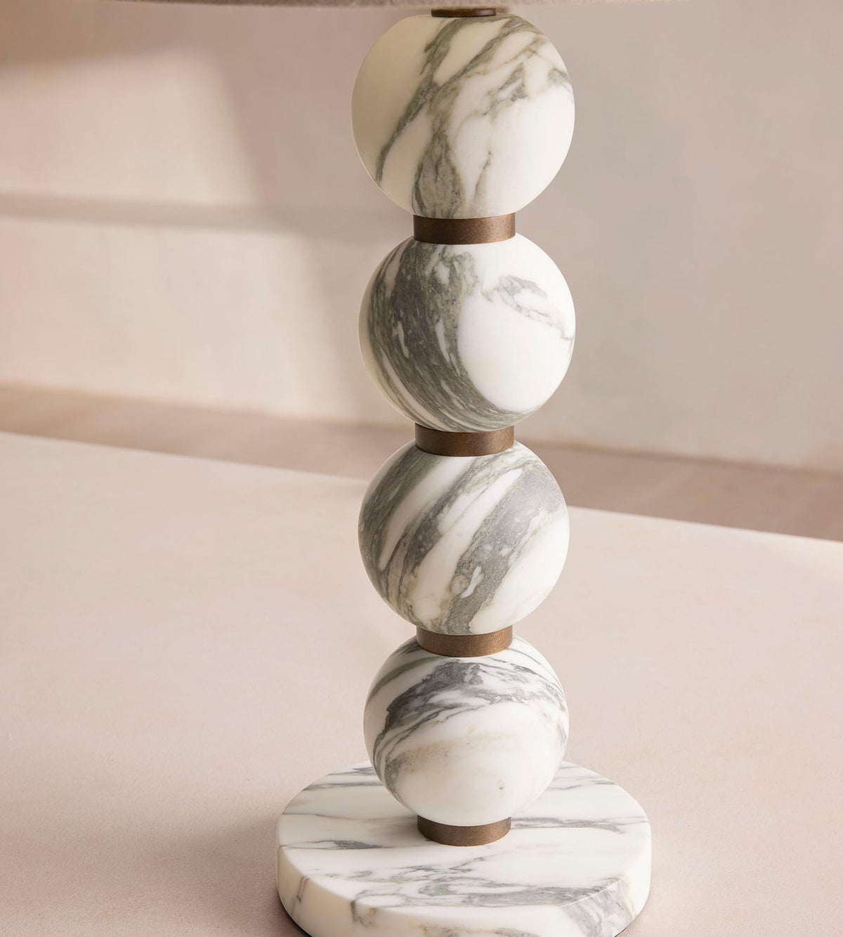 Liorerena Table Lamp