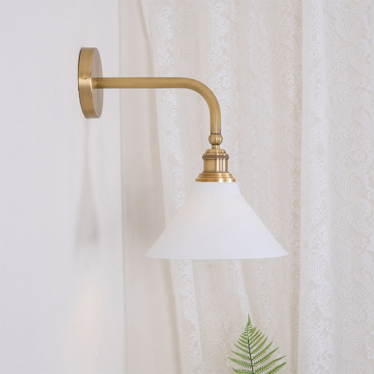 Rivelira Ceramics Wall Lamp