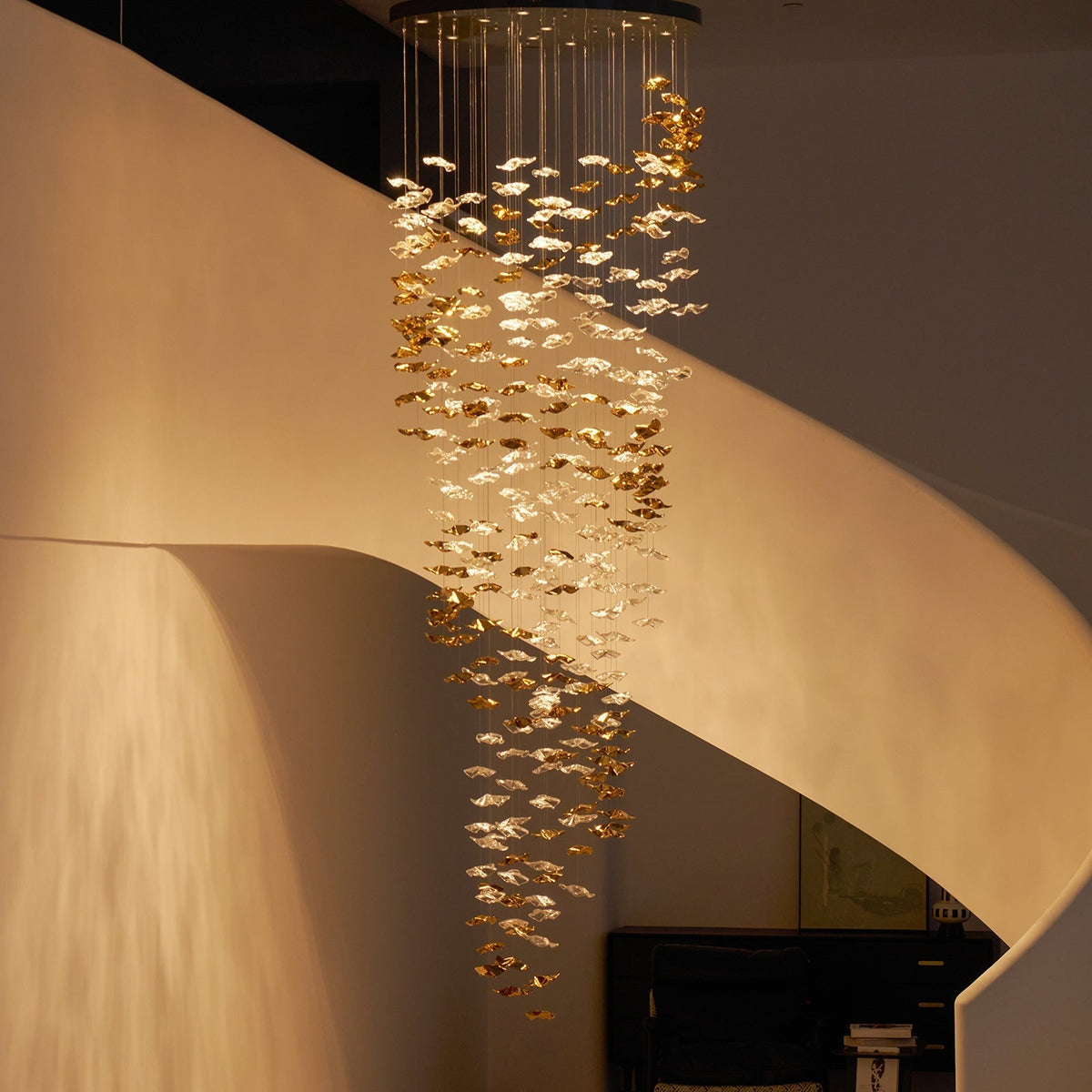 Lisk Luxury Brass Linear Chandelier