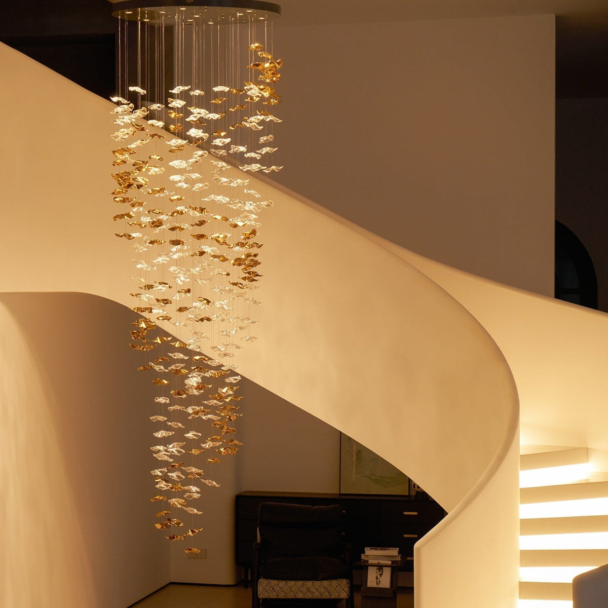 Lisk Luxury Brass Linear Chandelier