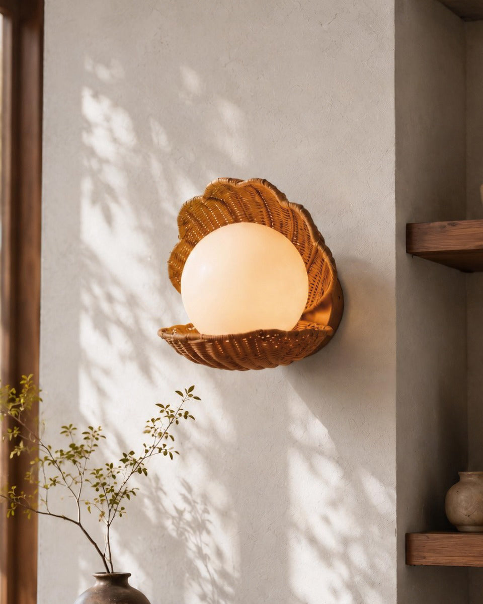 Oreleelia Seashell Wall Sconce
