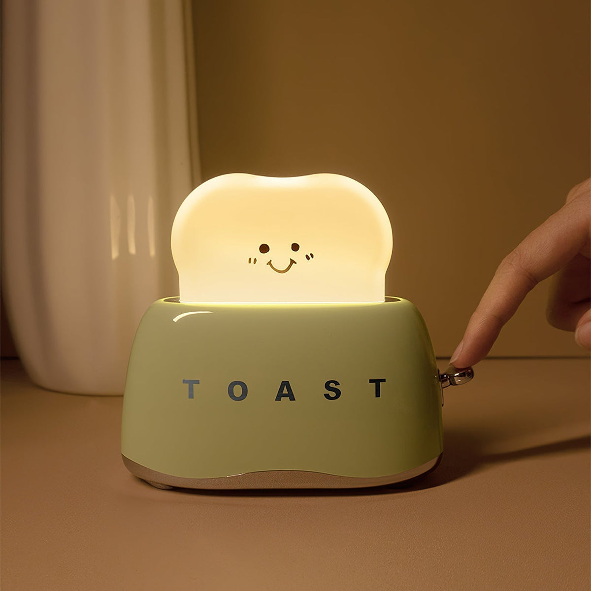 Toby Toaster Table Lamp