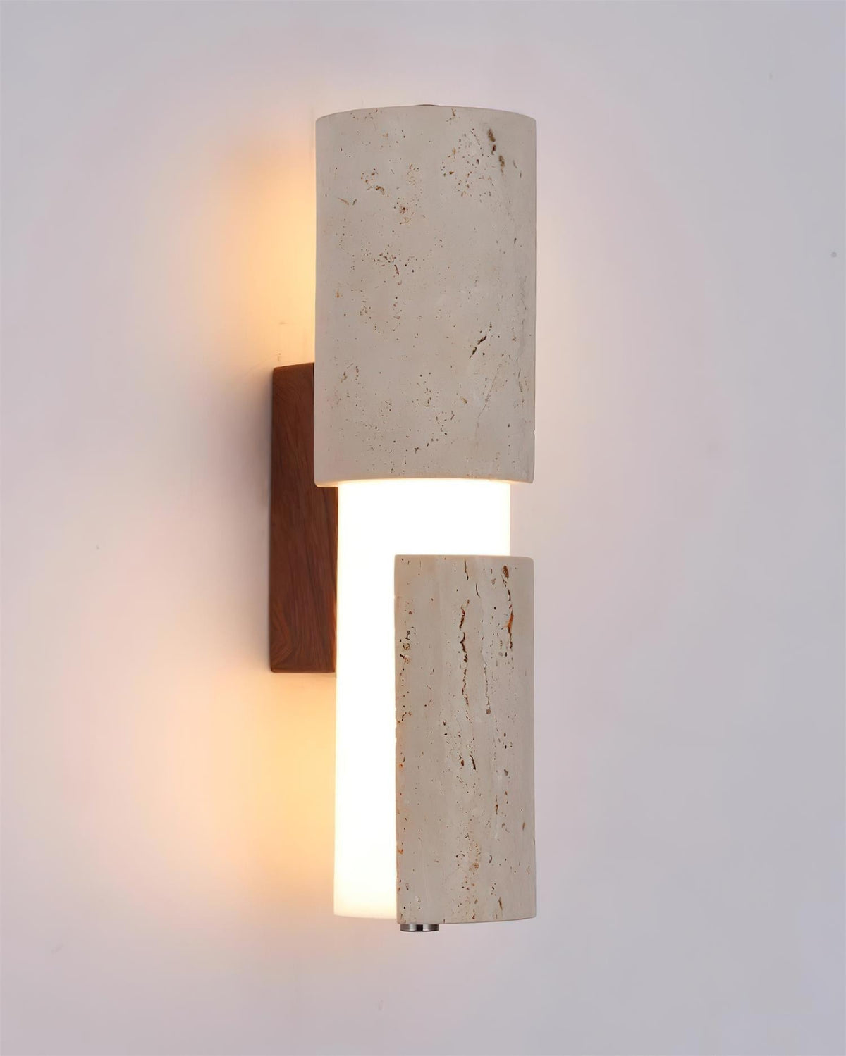 Calelielle Wall Lamp
