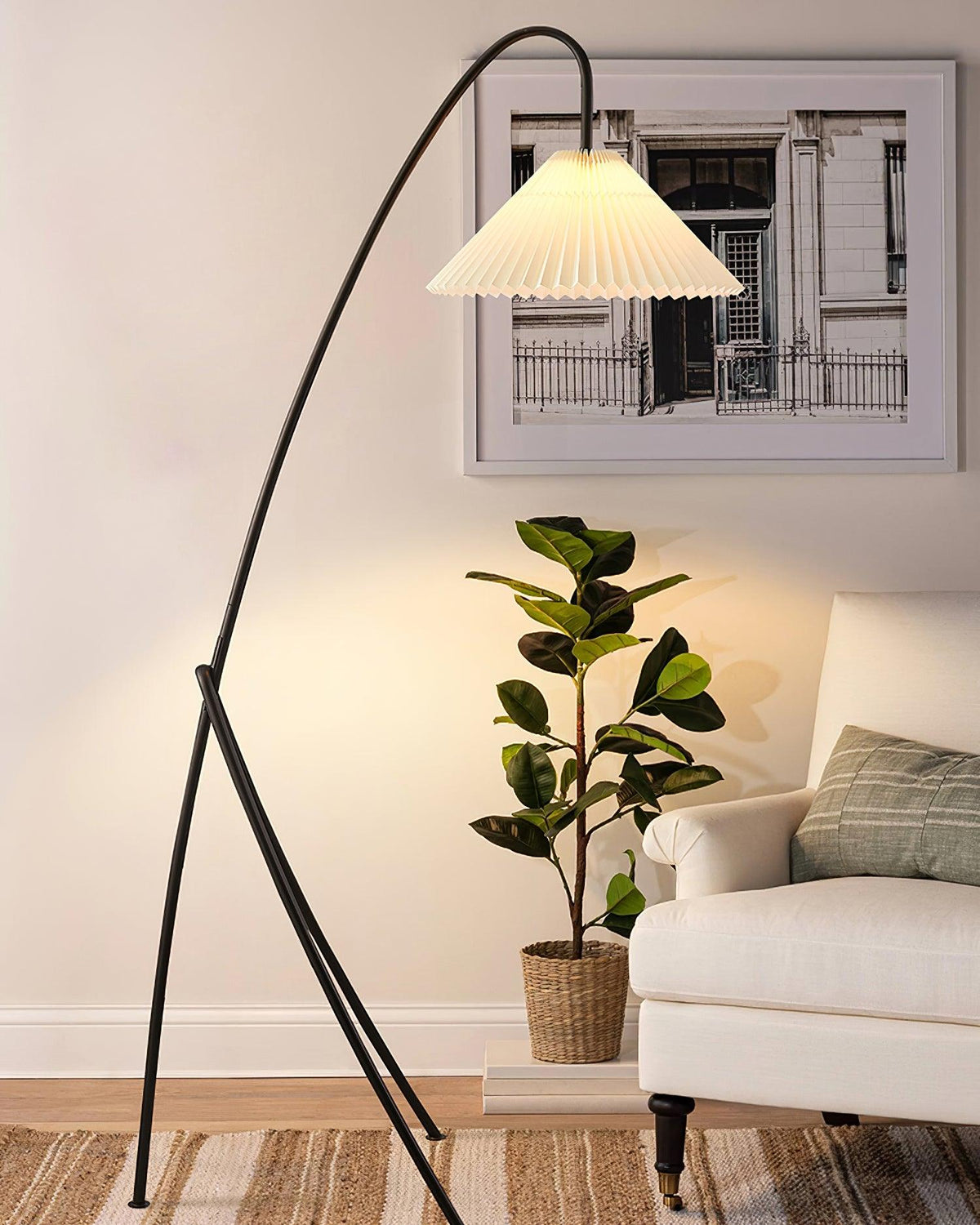 Norarette Floor Lamp