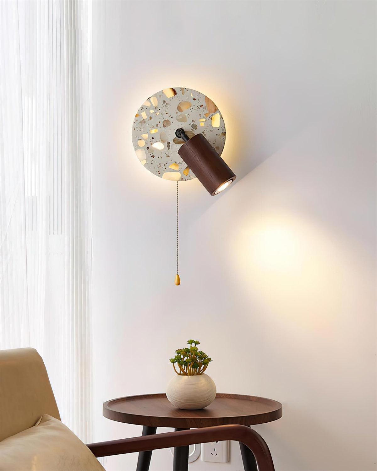 Sororeria Wall Lamp