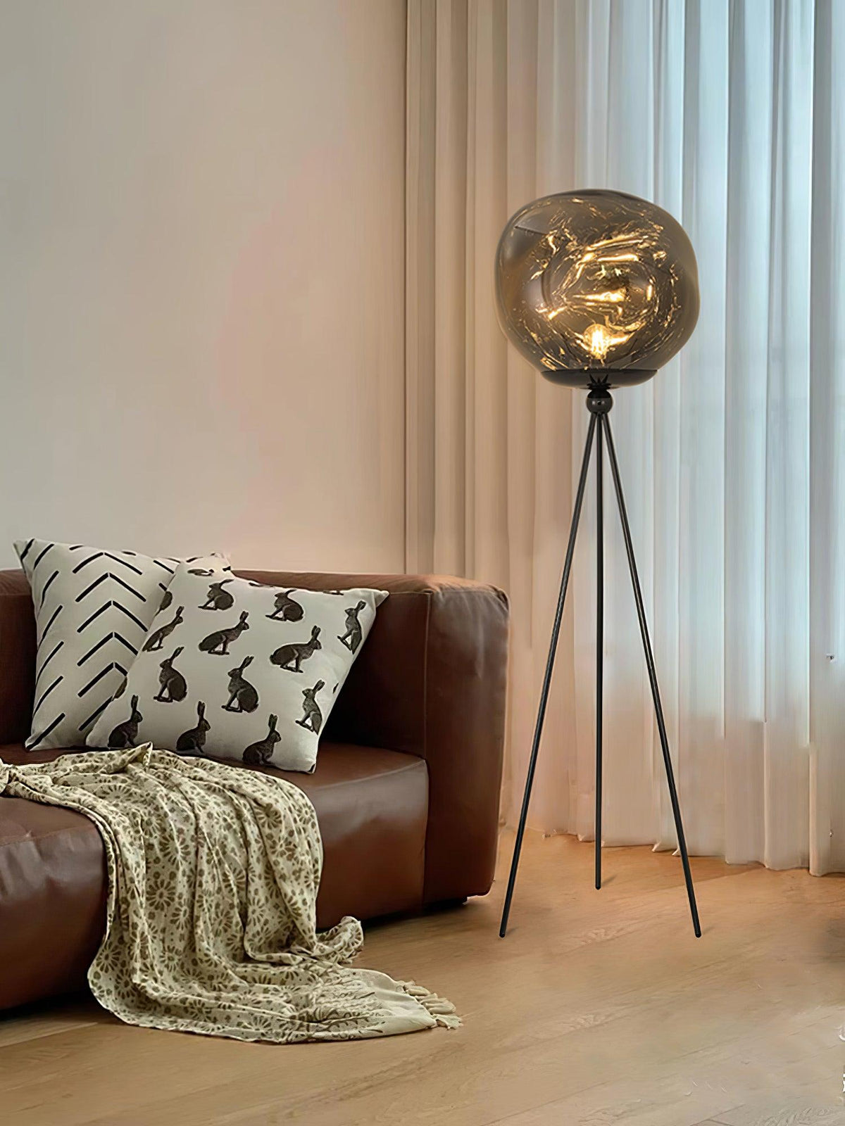 Renanira Floor Lamp