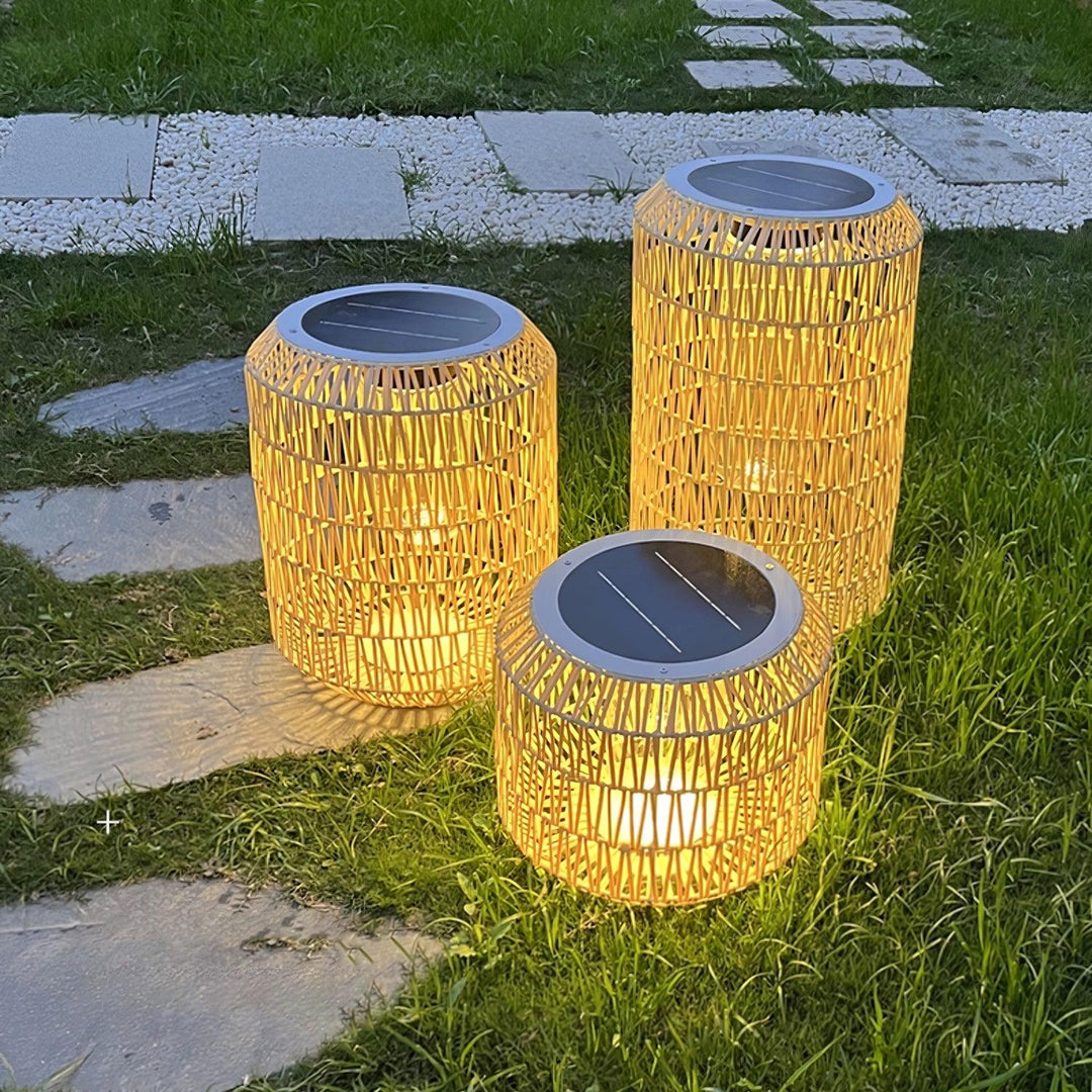 Velaleria Outdoor Light