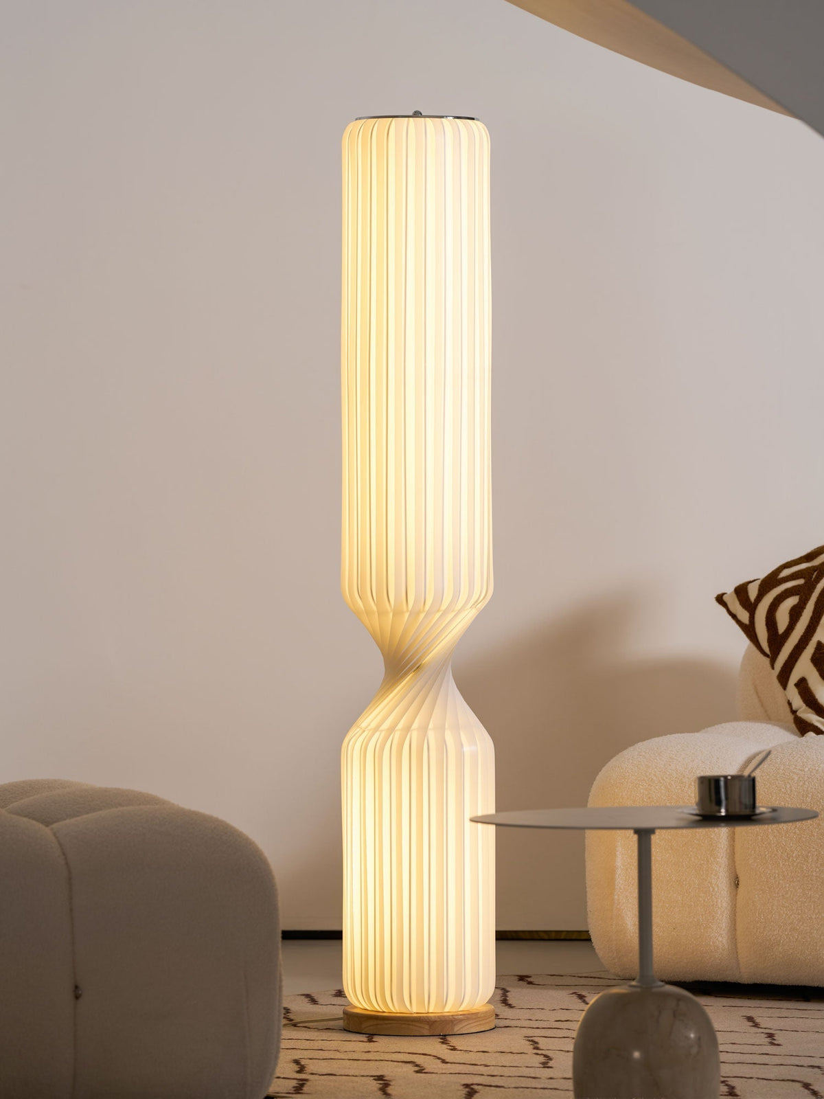 Oraeoril Modern PVC Floor Lamp