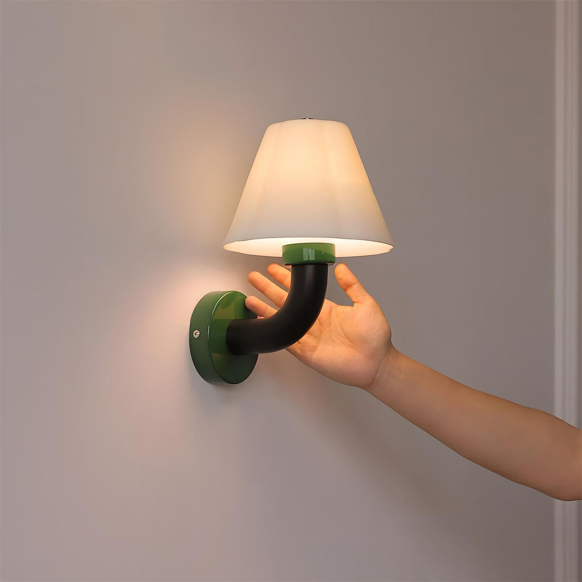 Ciraora Wall Lamp