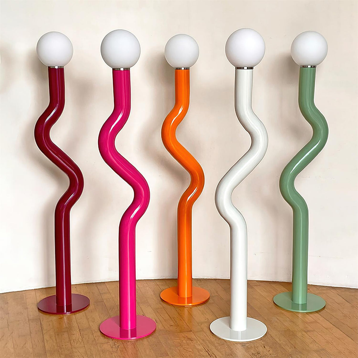 Veleise Twistie Floor Lamp
