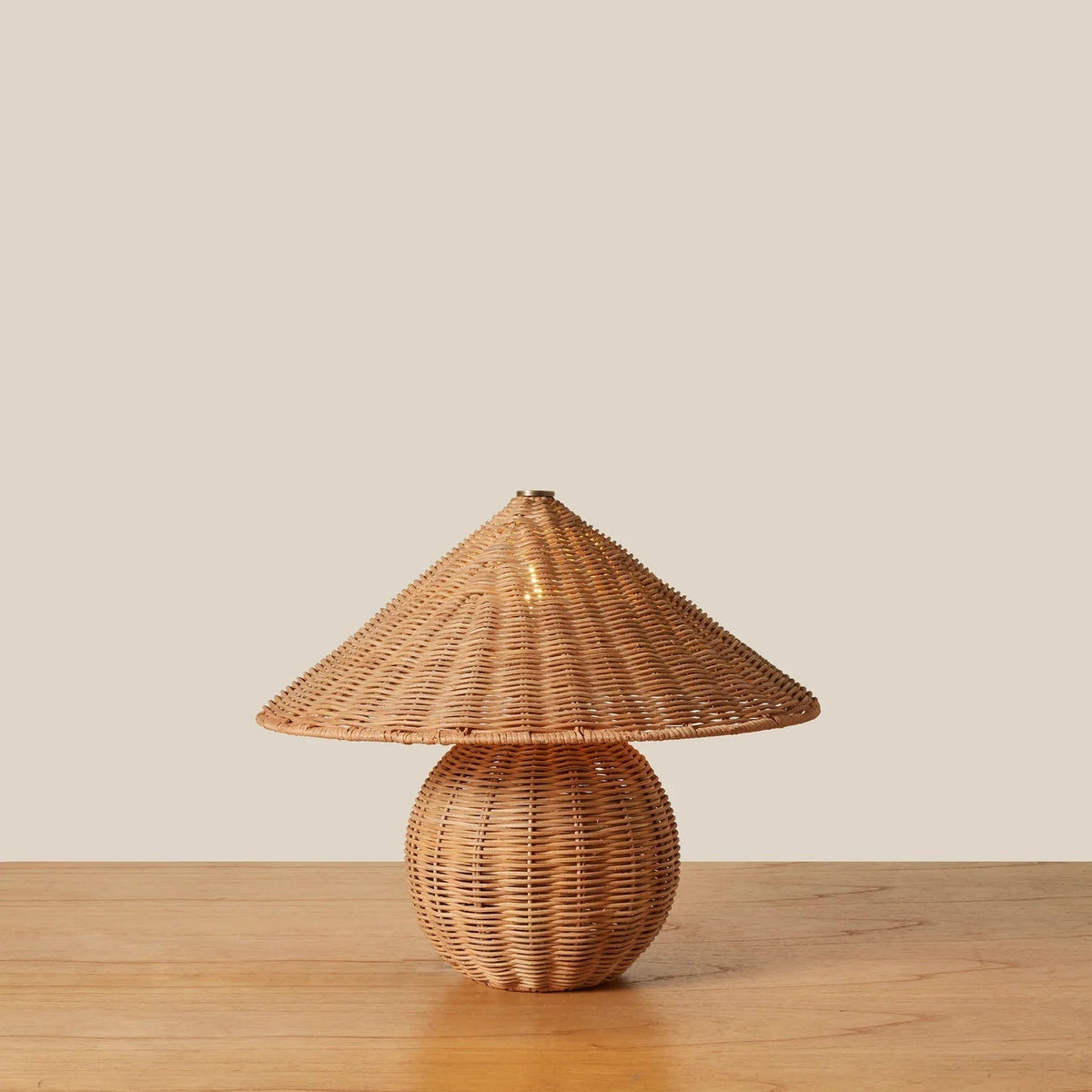 Lumiriella Table Lamp
