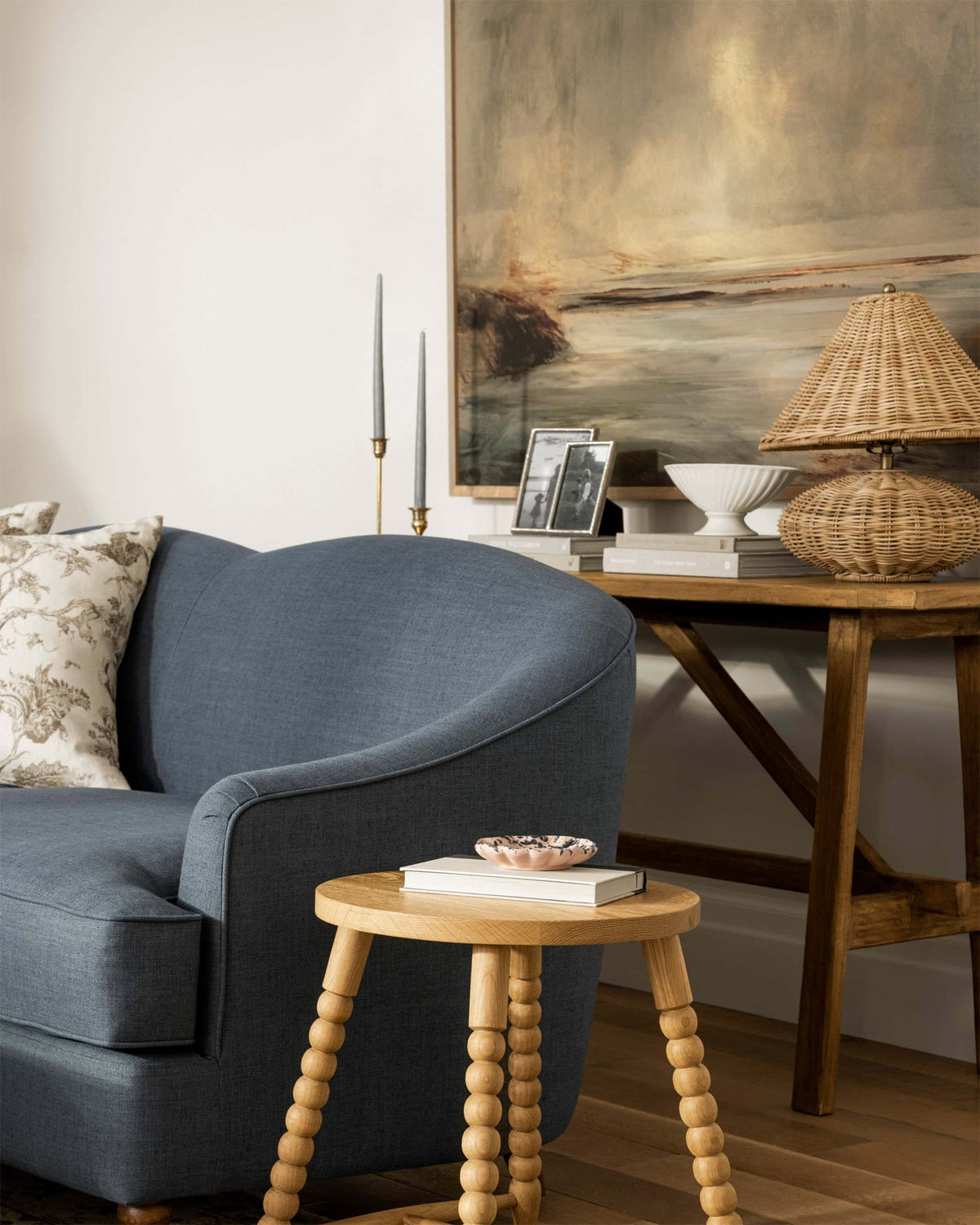 Lumiriella Table Lamp