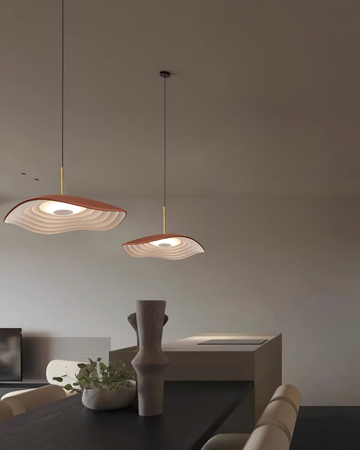 Mariva Pendant Lamp Wave Shape Gold Accent