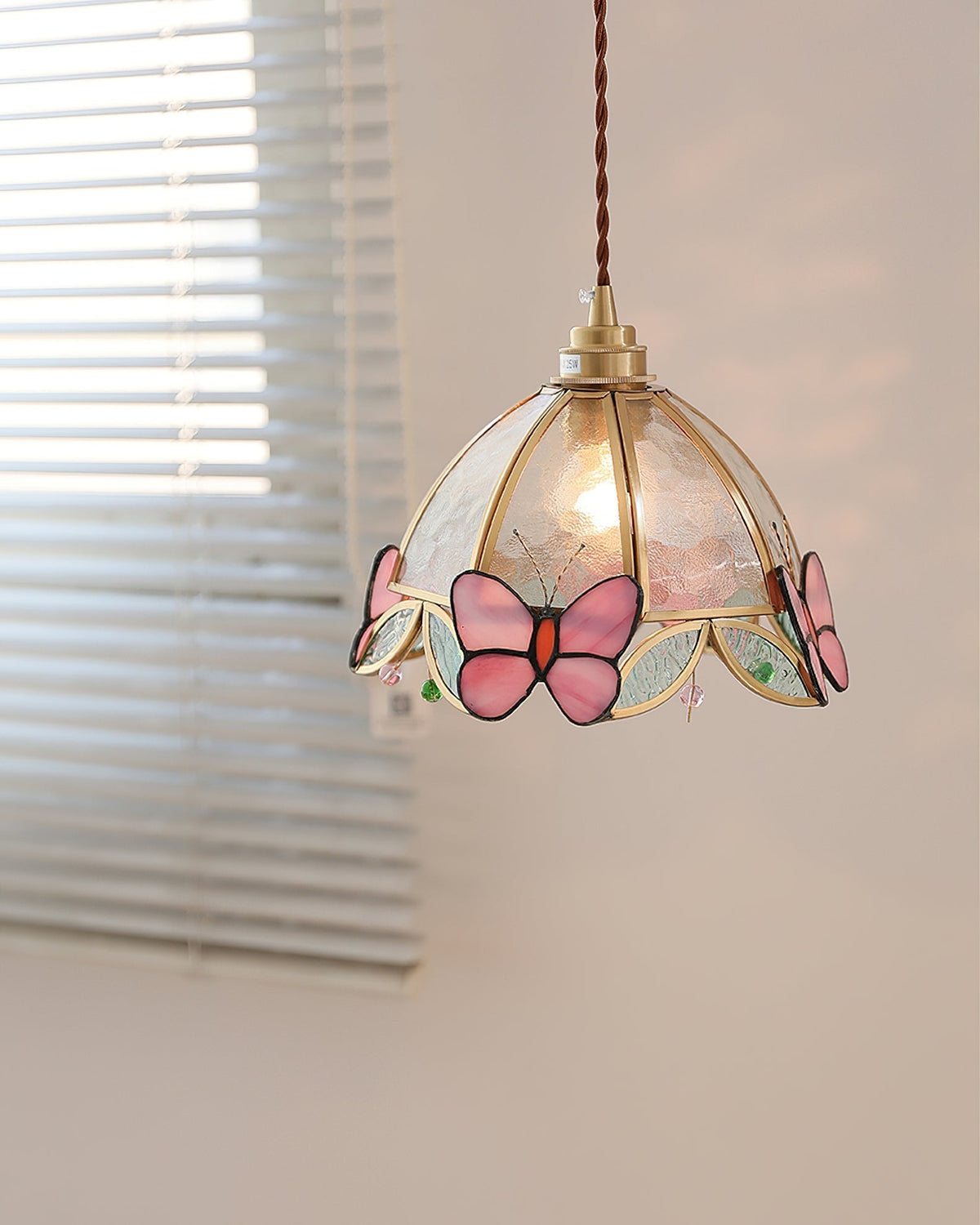 Papilora Pendant Light